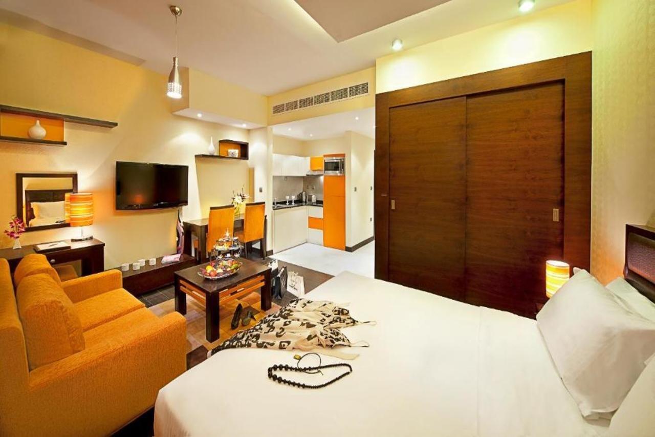 Marina View Deluxe Hotel Apartment Dubai Room photo