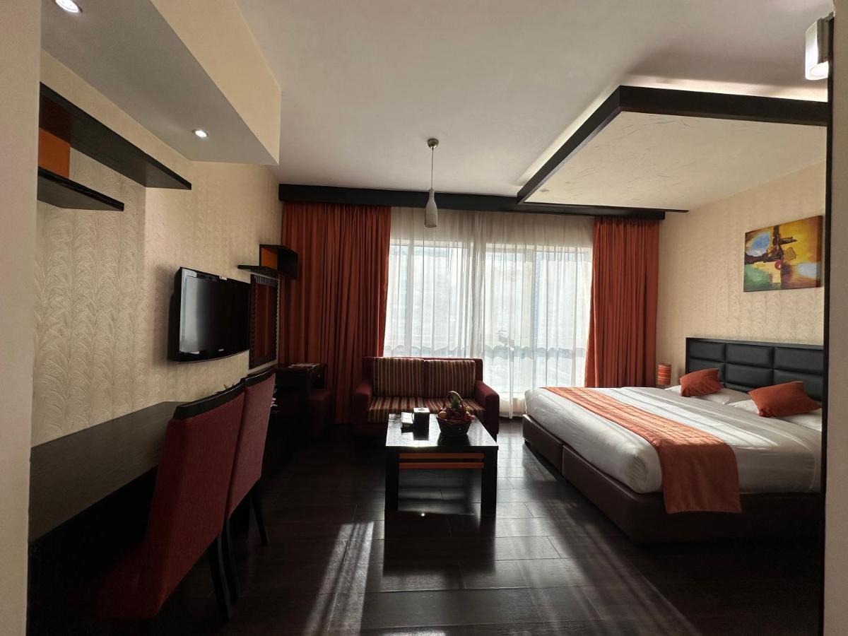 Marina View Deluxe Hotel Apartment Dubai Exterior photo