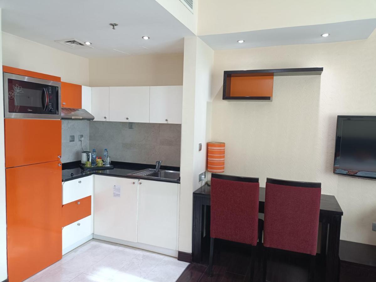Marina View Deluxe Hotel Apartment Dubai Exterior photo