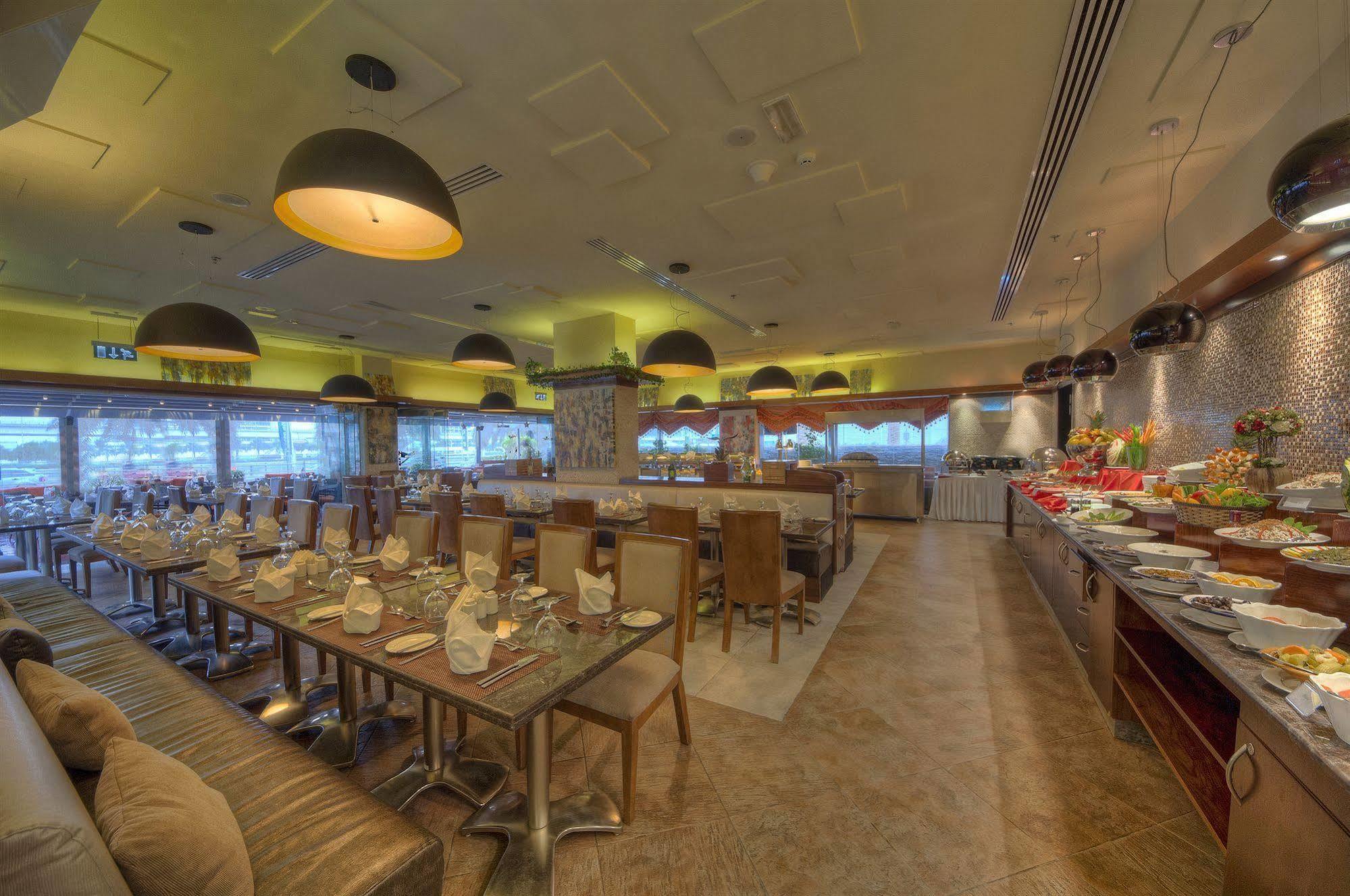 Marina View Deluxe Hotel Apartment Dubai Exterior photo